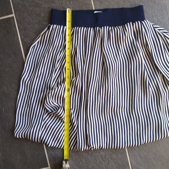 💚H&M striped satin bubble skirt size 8 - Picture 7 of 8